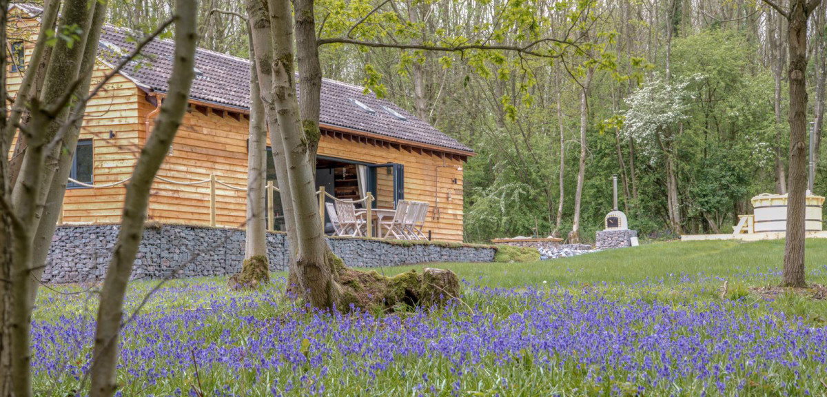 Knotting Hill Barn House – Off Grid Luxury Holiday Accommodation feature image